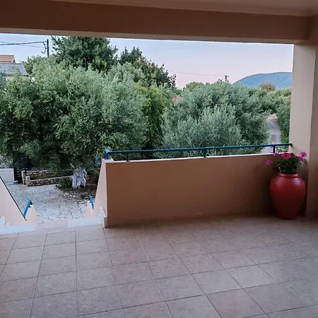 Ferienhaus Mirella Tselendáta